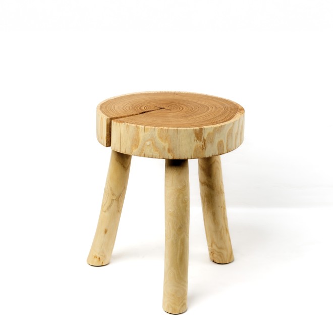 Handmade Wooden Stand 4–7 Sizes
