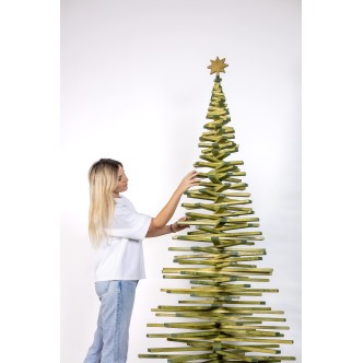 Green Pallet Christmas Tree